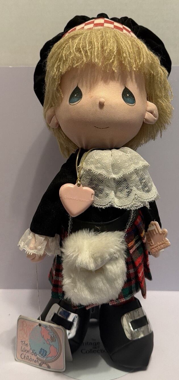 Precious Moments 1987 16” Scottish Doll Eric #16003 w/Locket, Stand & all Tags